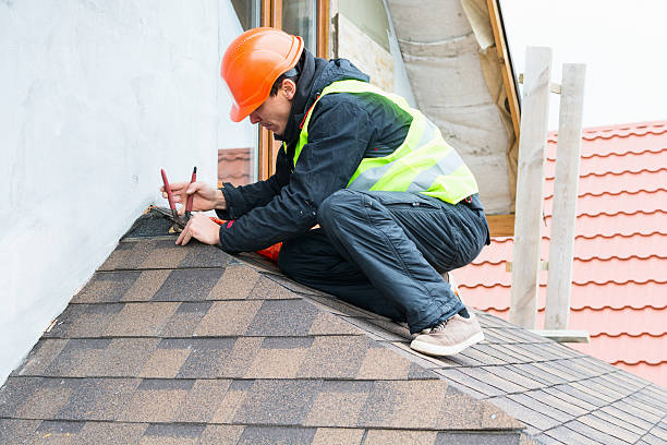 Best Residential Roofing Contractor  in Marshalltown, IA